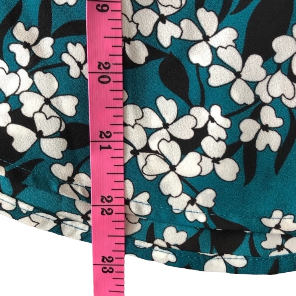 NWT Who What Wear Sleeveless Blouse Turquoise White Floral Mock Neck Size XS - Picture 13 of 14